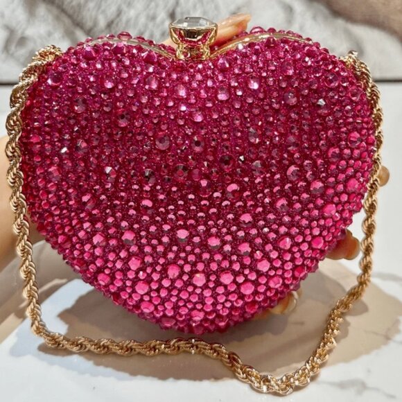 🎀Price Is Firm!🎀 Hot Pink Sparkling Heart-Shaped Crystal Handbag - Picture 3 of 3
